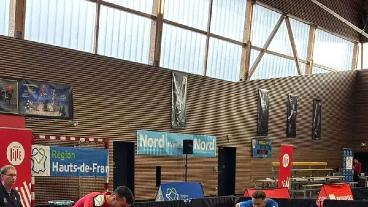 Imagen del partido que disputó ayer el Borges ante el Ostrava en Lille.