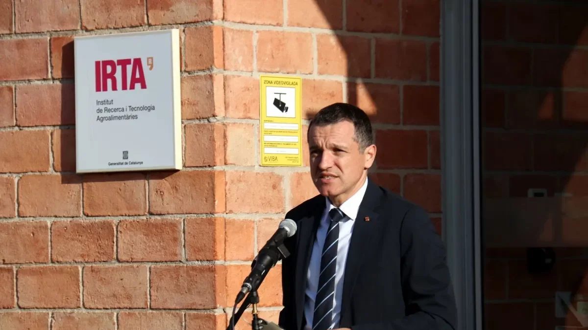 Ordeig informó de los avances de la crisis de la PPA desde las instalaciones del IRTA-CReSA. - ACN