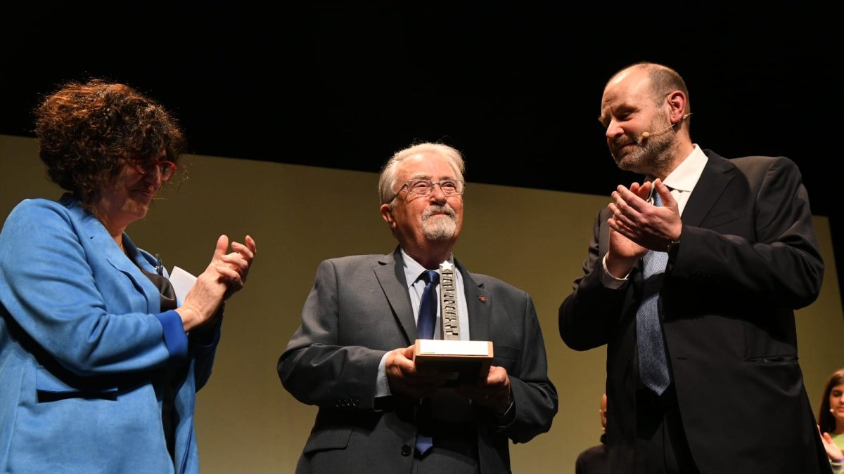 Joaquim Arenas en uns premis al 2022.