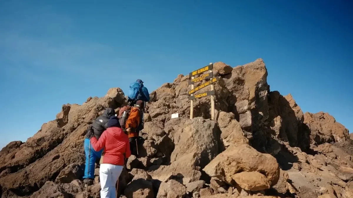 Imatge del documental sobre els quatre joves. - 3CAT