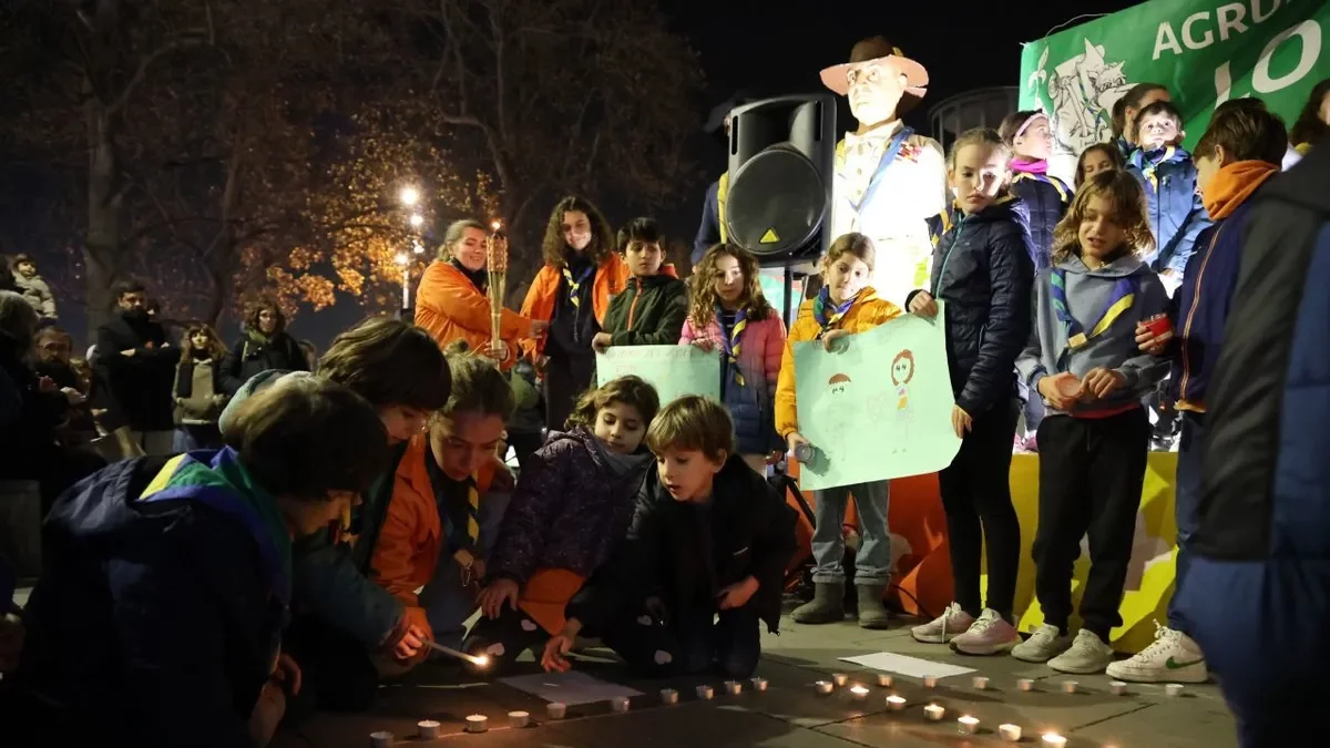 Acte de rebuda ahir de la Llum de la Pau, dins dels actes celebrats a l’Obert de Nadal. - PAU PASCUAL PRAT