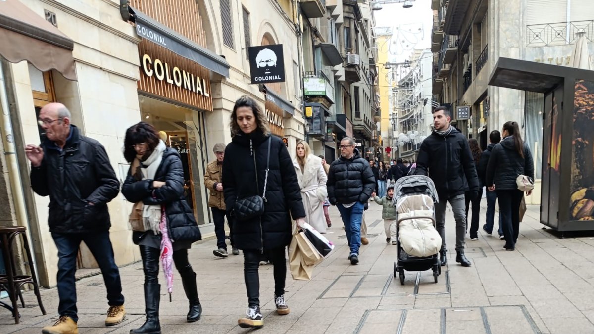 Bona afluència comercial aquest diumenge a Lleida