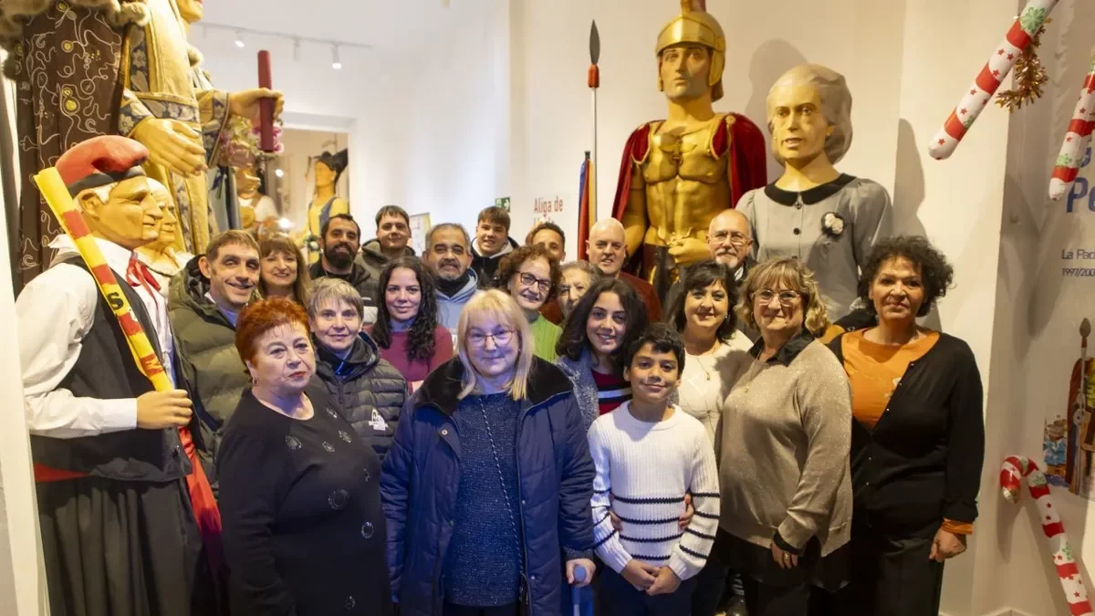 El Grup Cultural Garrigues estrena la Casa de la Festa de Lleida - JORDI ECHEVARRIA
