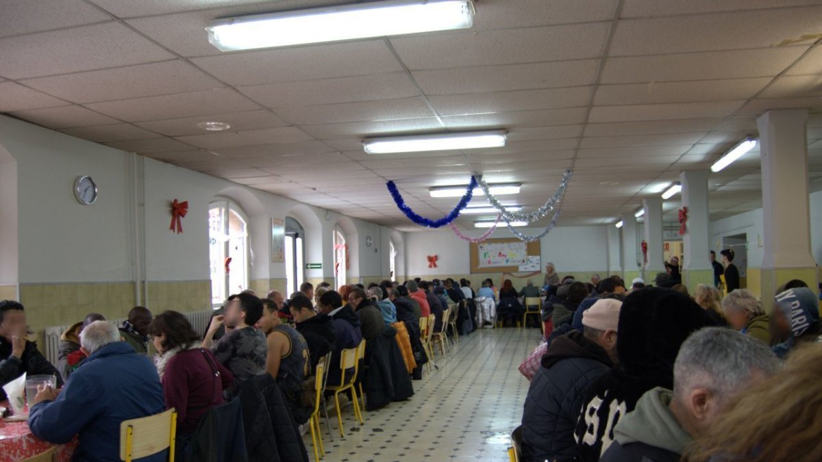 Els assistents al dinar que es va celebrar al Col·legi Maristes Montserrat de Lleida.