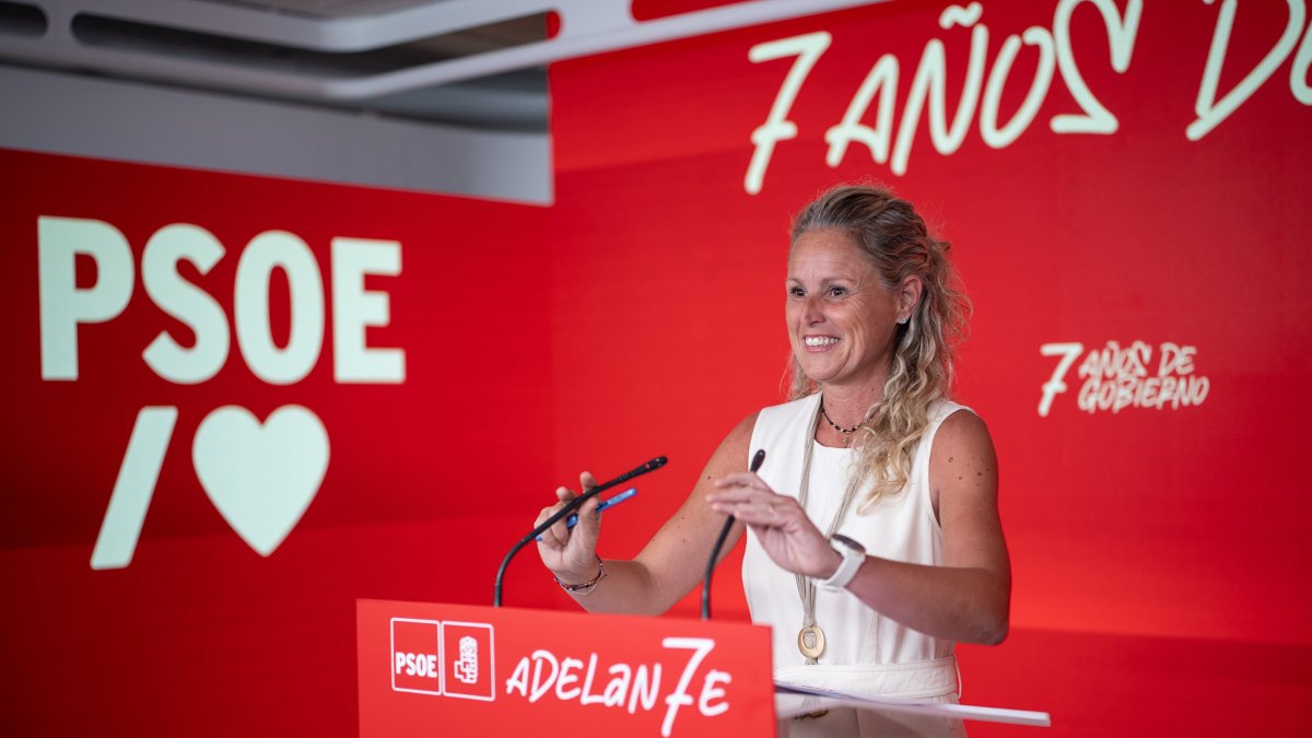 Archivo - La portavoz del PSOE, Montse Mínguez, en una imagen de archivo