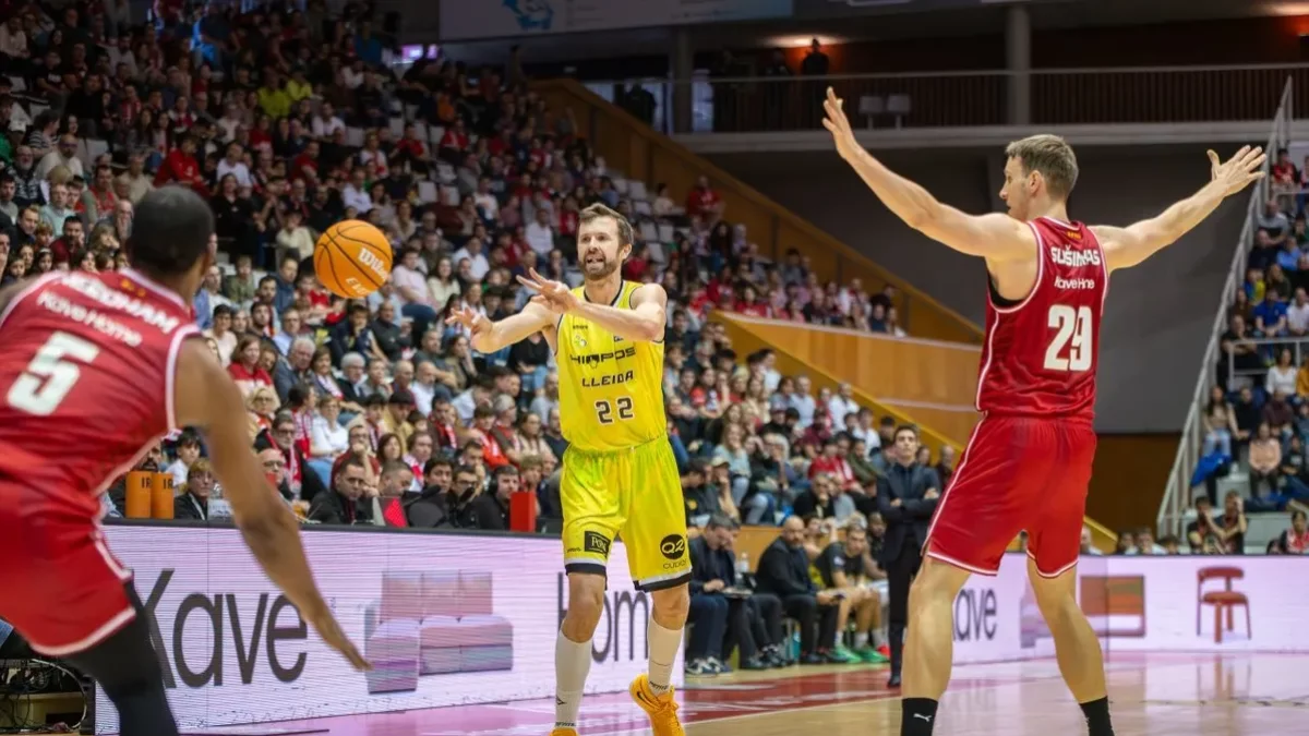 Shurna és un dels jugadors que van quedar assenyalats a Girona. - ACB PHOTO
