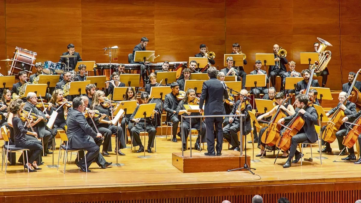 Valsos i polques a Lleida TV - JORDI ECHEVARRIA