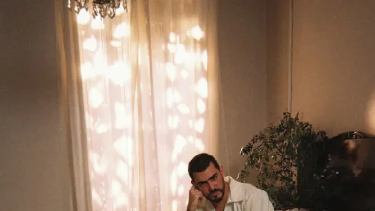 Selva Nua (Joana Jové) y Yung Rajola en el videoclip de la canción. - ORIOL SOÑORA/HALLEY RECORDS