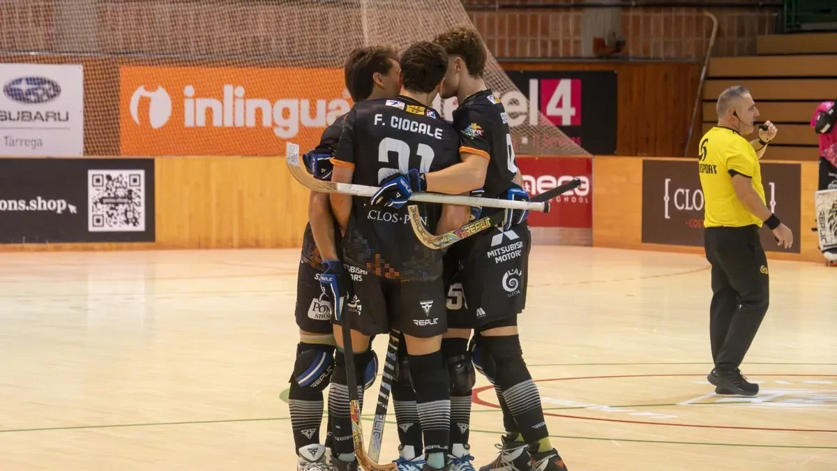 Los jugadores del Pons Lleida quieren volver a celebrar triunfos. - ANIOL MORAL