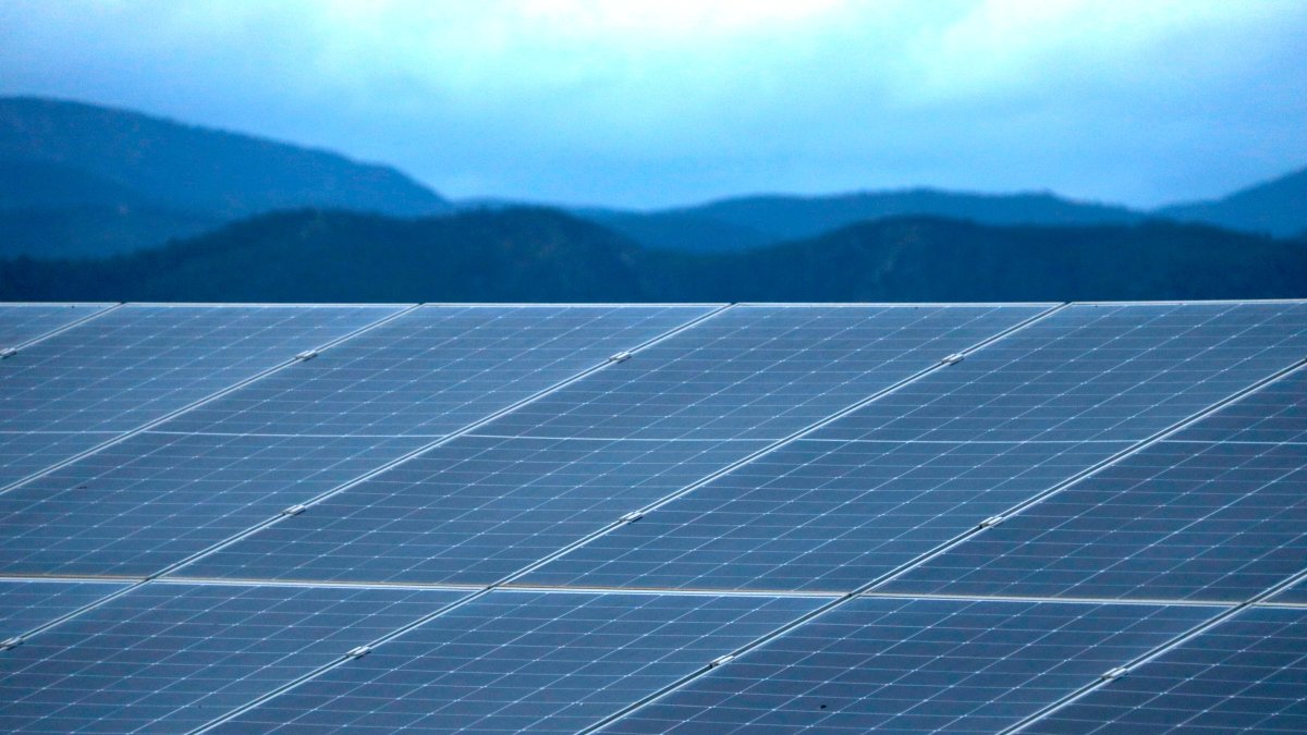 Plaques solars a l'Arboç.