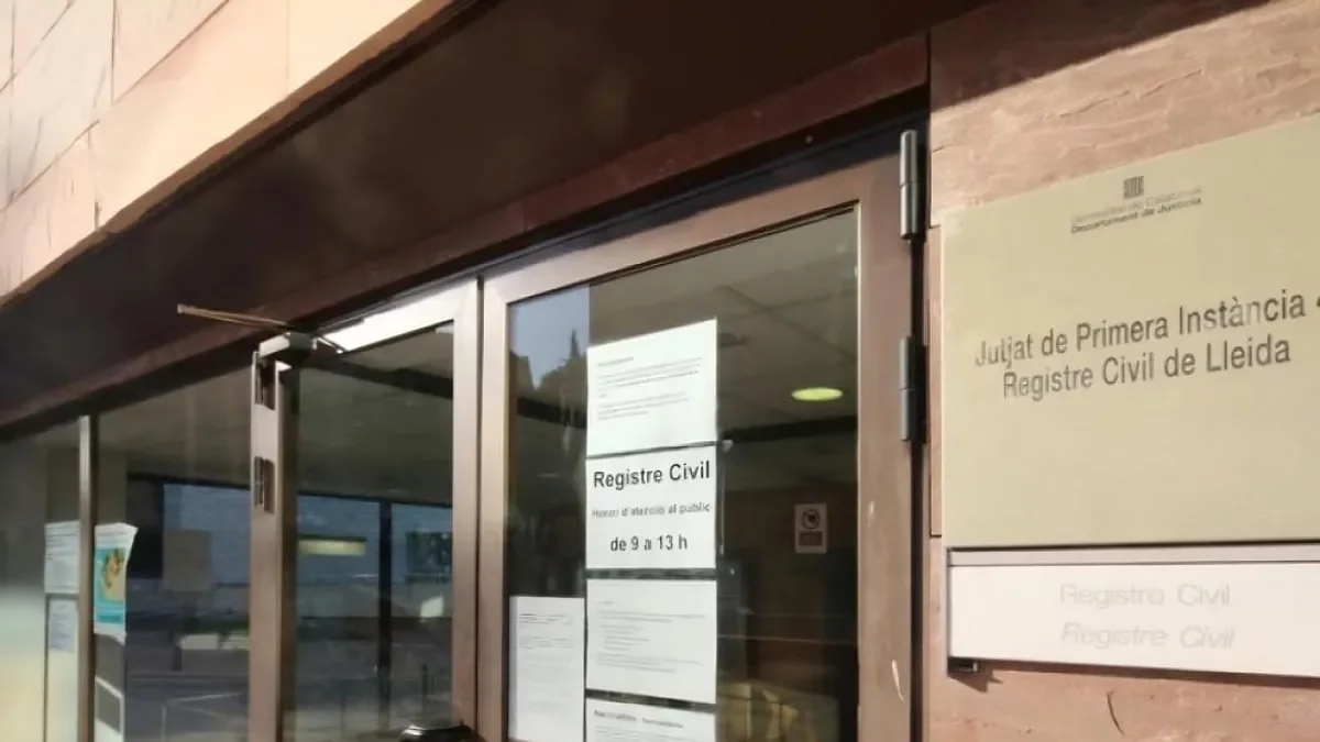 El Registro Civil de Lleida es uno de los 4 de la demarcación en los que se inscriben recién nacidos por haber hospitales en el municipio.