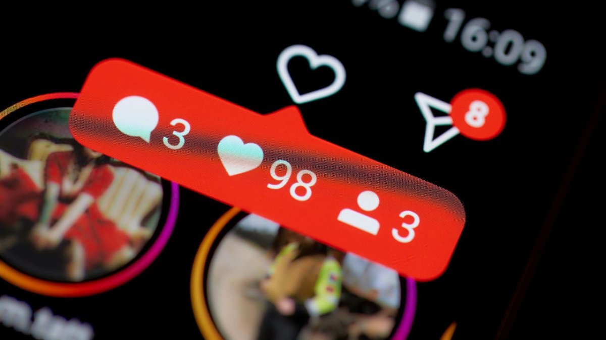 Els influencers virtuals contra els influencers humans