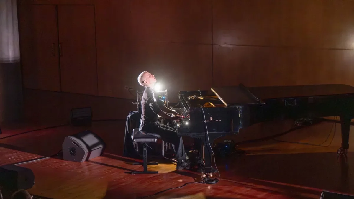 La pianista i compositora Clara Peya va presentar l’àlbum ‘Solilòquia’ ahir a l’Auditori de Lleida. - PAU PASCUAL PRAT