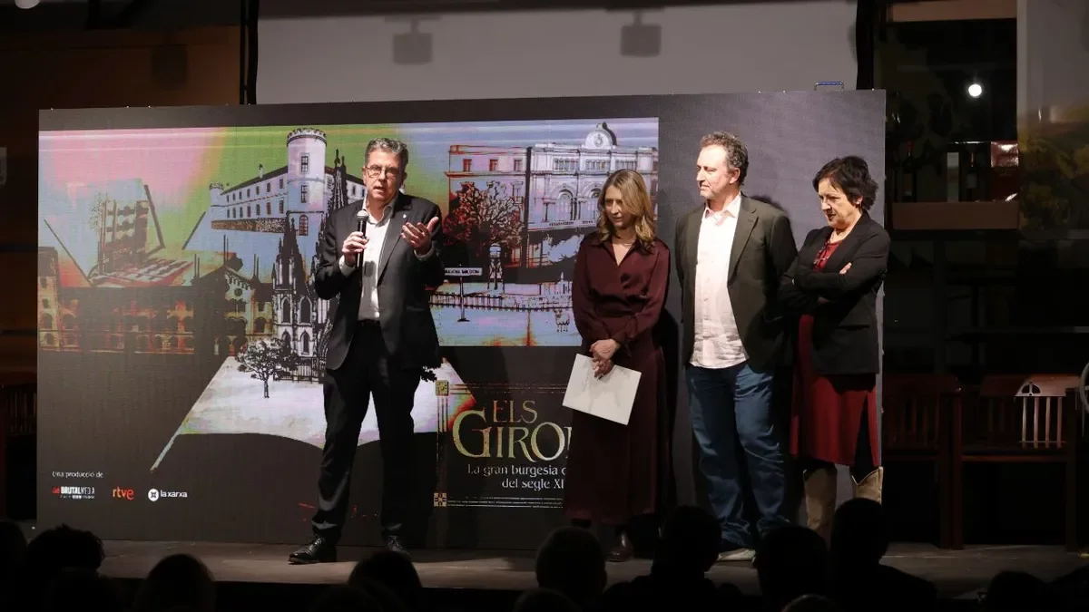 Joan Talarn, Mireia González, Raimon Masllorens (Brutal Media) i Joana Vallès (La Xarxa). - J.GÓMEZ