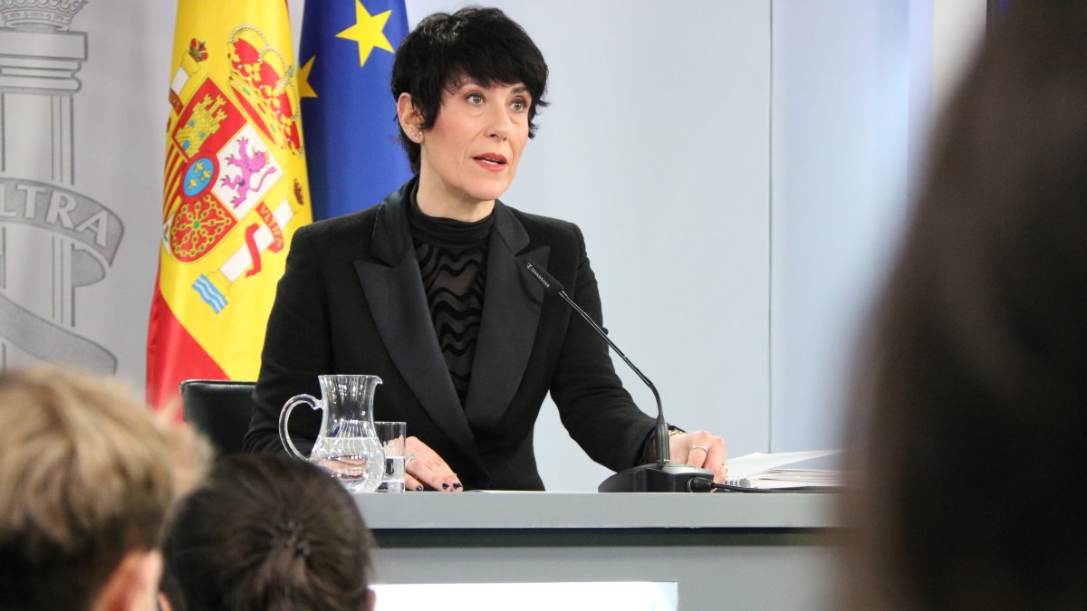 La ministra d'Inclusió i portaveu del govern espanyol, Elma Saiz, aquest dimarts en una roda de premsa a la Moncloa.