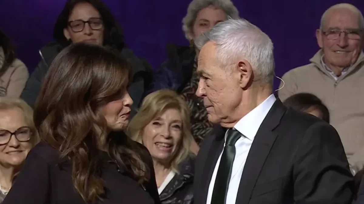 Jordi González, junto a Marta Torné, ‘madrina’ del programa. - 3CAT