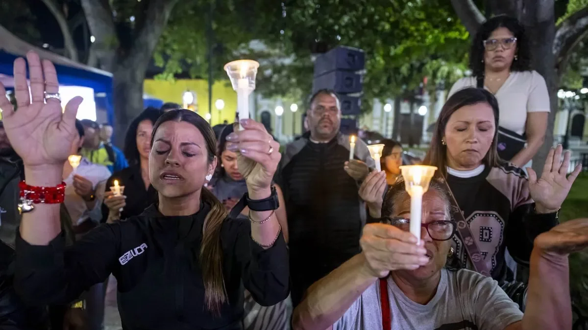 Manifestantes piden la liberación de Nicolás Maduro. - EFE