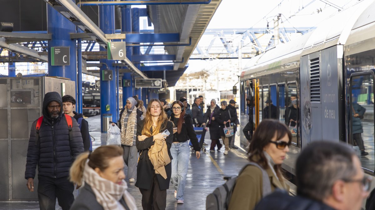 La estación de tren de Lleida ayer lunes.
