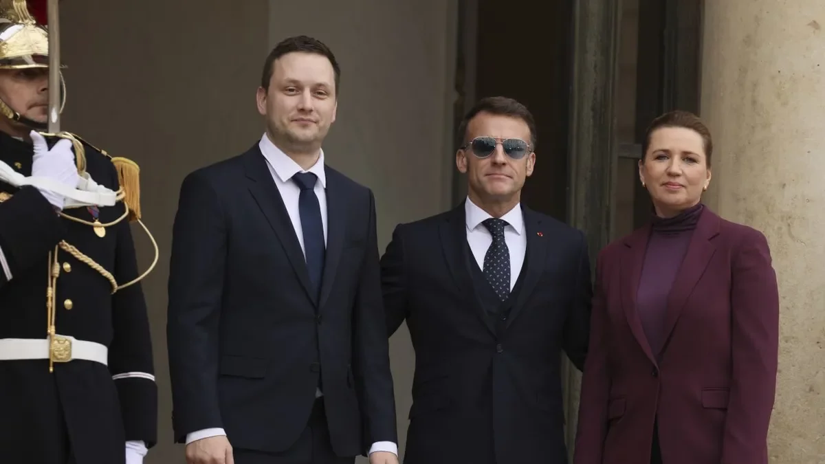 Els líders de Groenlàndia, França i Dinamarca a París. - EFE/EPA/THOMAS PADILLA