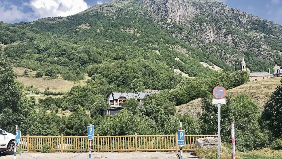 Eth solar abilitat coma parcatge a on ei previst eth bastiment des pisi de loguèr assequible. - AJUNTAMENT DE NAUT ARAN