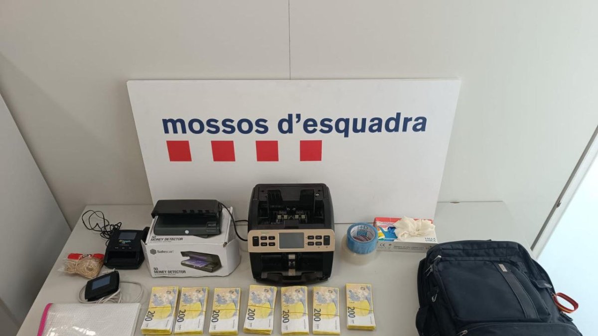 El material intervingut pels Mossos.