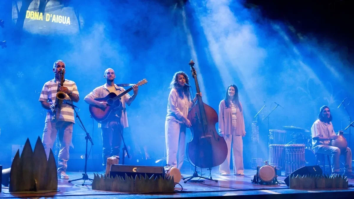 Espectáculo familiar ‘Monstres’, ayer en el Auditori de Lleida. - PAU PASCUAL PRAT