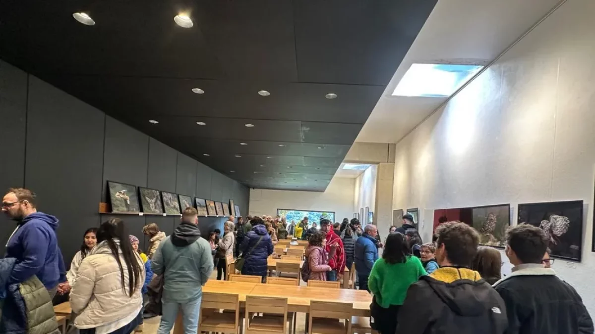 Exposición fotográfica de Antonio Segura, ayer en la bodega Mas Blanch i Jové, en La Pobla de Cérvoles. - MAS BLANCH I JOVÉ