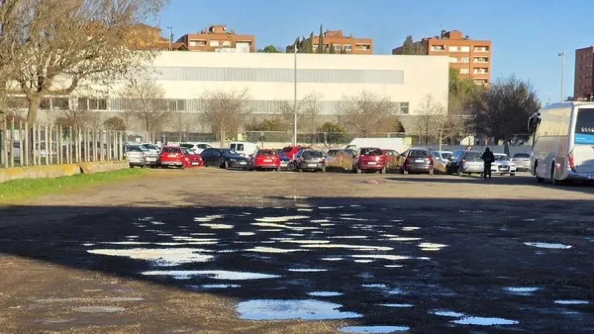 Pàrquing de les piscines. - PP LLEIDA