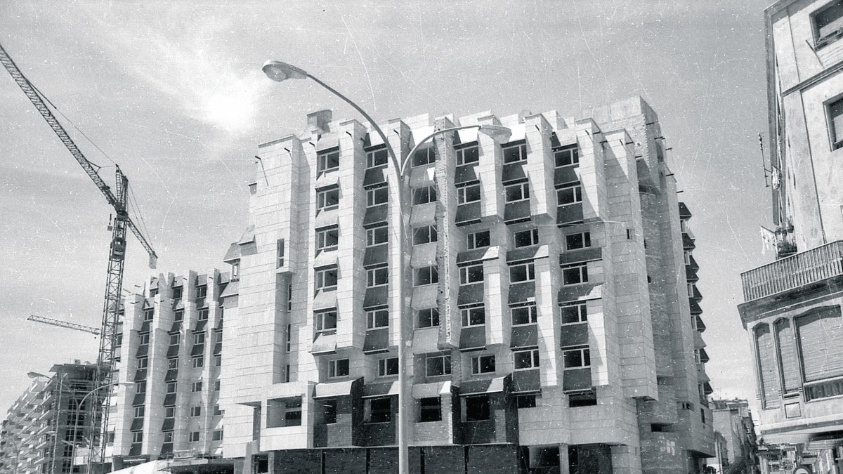 L'hotel de Lleida de quatre estrelles, 120 habitacions i centre comercial que no va ser