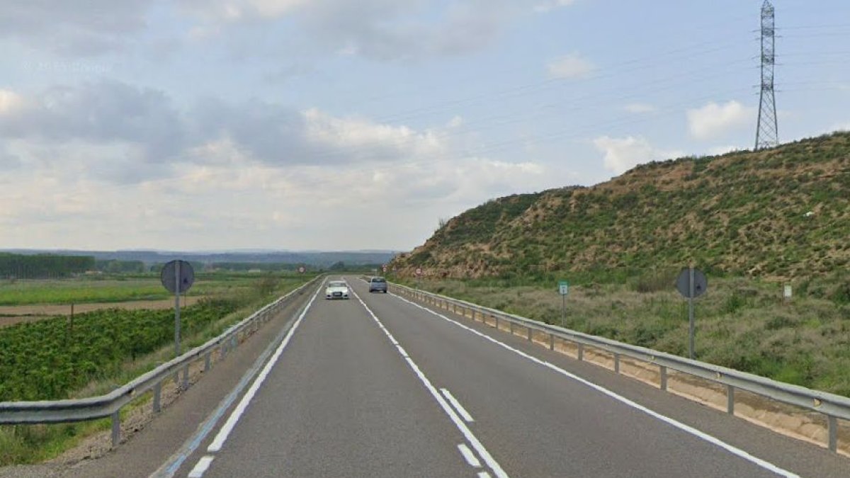 Un tram de la carretera LP-7041 entre Aitona i Soses.