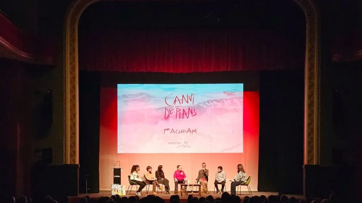 La presentació es va fer al Teatre L’Amistat de Mollerussa. - TEATRE L’AMISTAT