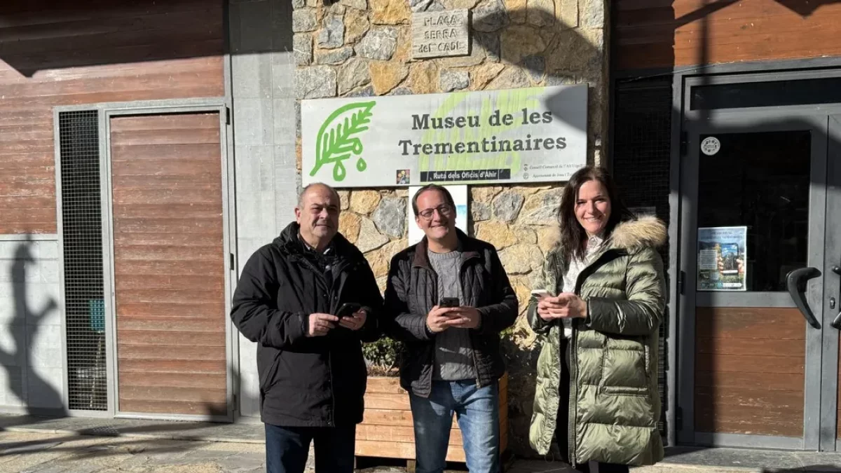 Serrano conoció el proyecto de la mano de la alcaldesa, Marta Poch. - DIPUTACIÓ DE LLEIDA