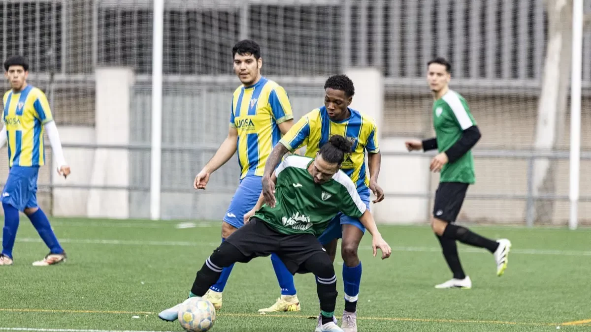 El Gardeny i el Sudanell van protagonitzar un partit que va acabar amb la victòria local. - INGRID SEGURA