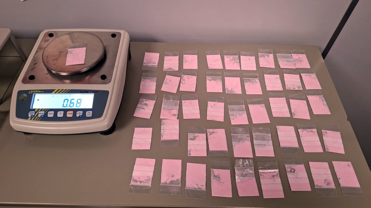 Imatges de les bossetes amb l'anomenada 'cocaïna rosa'.