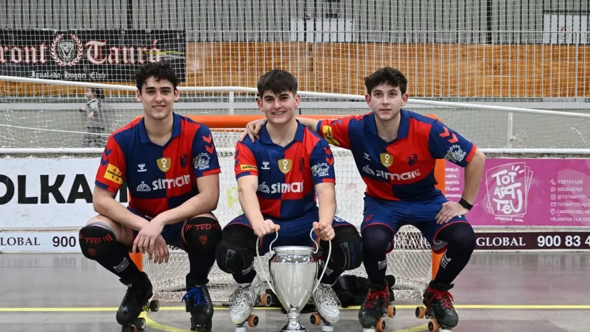 Alex Cardil, Jan Berent i Pau Berent, de Juneda, al guanyar la Copa Princesa amb el Simar Igualada.