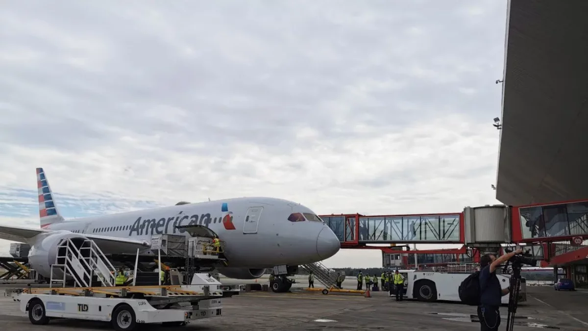 Un avión de American Airlines en el aeropuerto Jose Martí de La Habana. - EUROPA PRESS/CONTACTO/LIN CHAOHUI