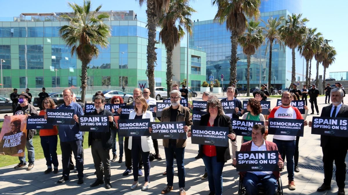 Protestas en Barcelona por el espionaje de Pegasus en 2022.