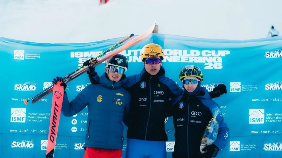 Pau Baqué, a la izquierda, con los otros ocupantes del podio.