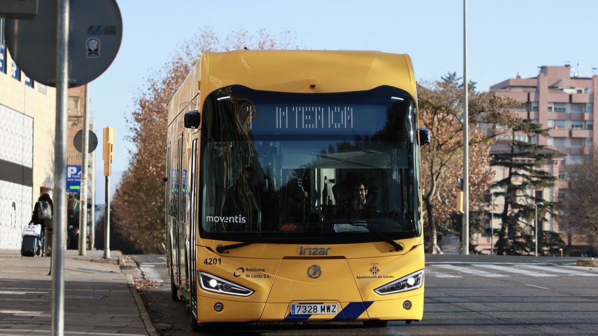 Autobús urbà a l'av. de Blondel