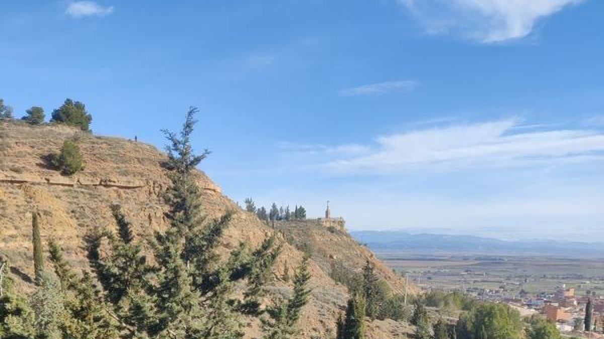 Un participant, durant l’ascensió al Sagrat Cor d’Alguaire.