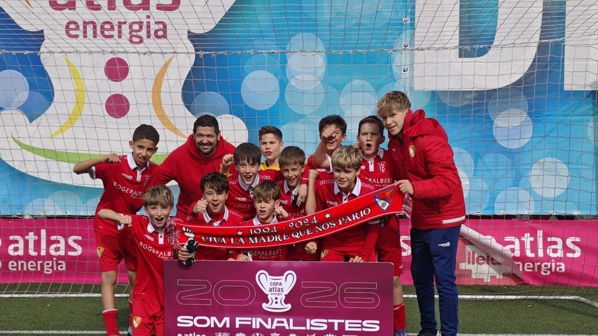 L’equip del Fundació Terrassa que va aconseguir la classificació. - ATLÈTIC SEGRE