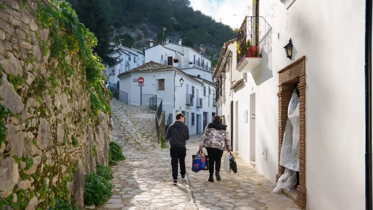 Veïns tornen a Grazalema després d’onze dies desallotjats. - EUROPA PRESS