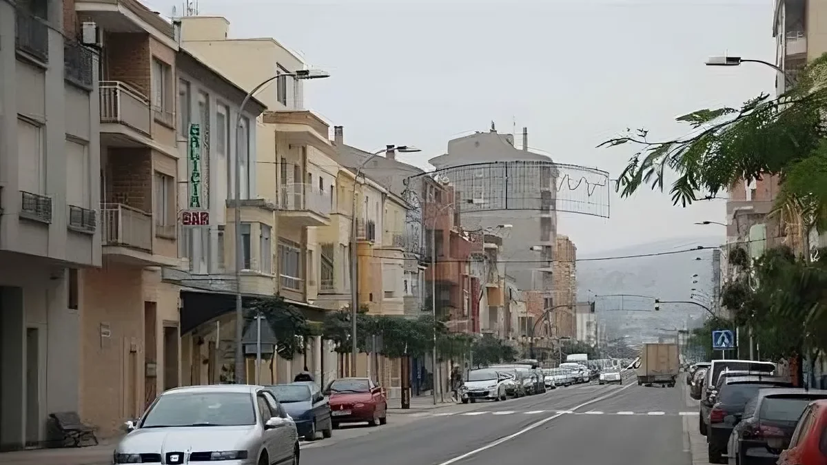 Els pisos turístics es projecten al final de l’avinguda d’Aragó. - E.  PRESS