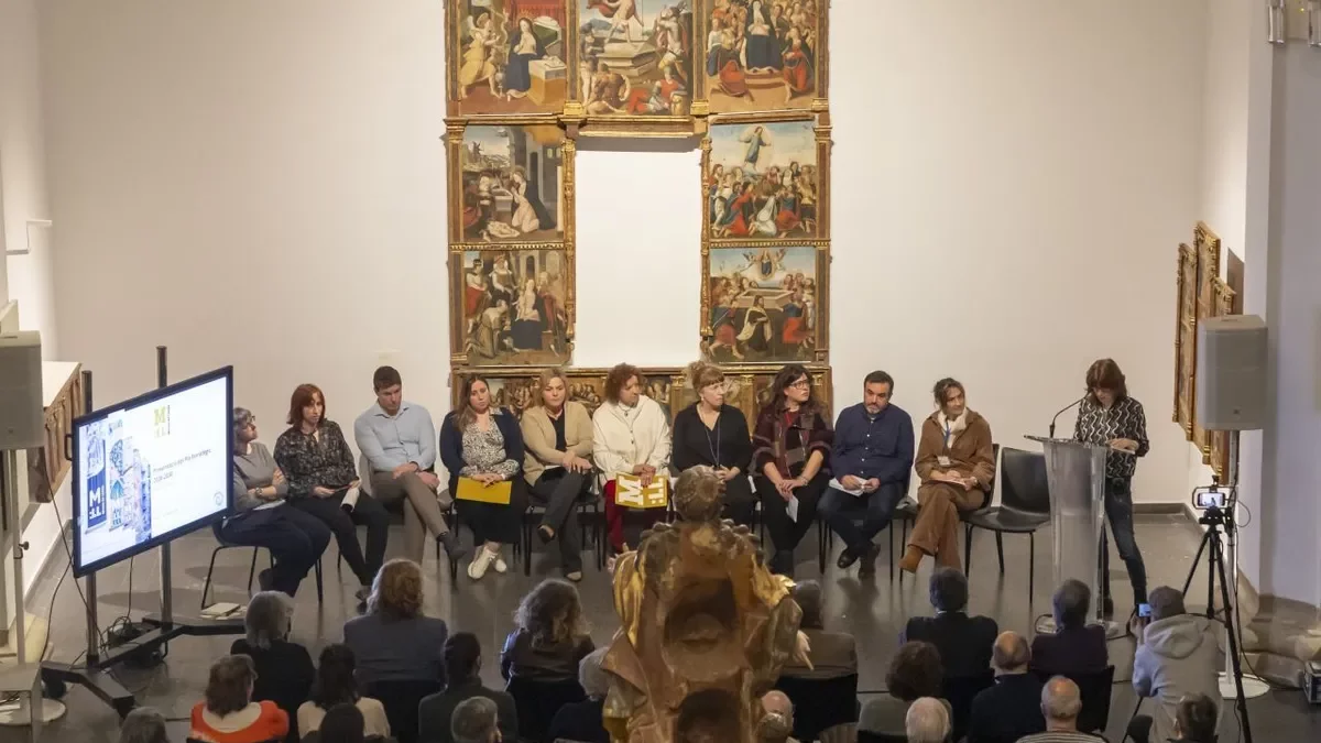 La directora i membres de l’equip del Museu de Lleida van presentar ahir el Pla Estratègic. - JORDI ECHEVARRIA