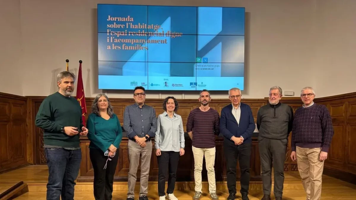Participants en el debat celebrat ahir a l’IEI. - BISBAT DE LLEIDA