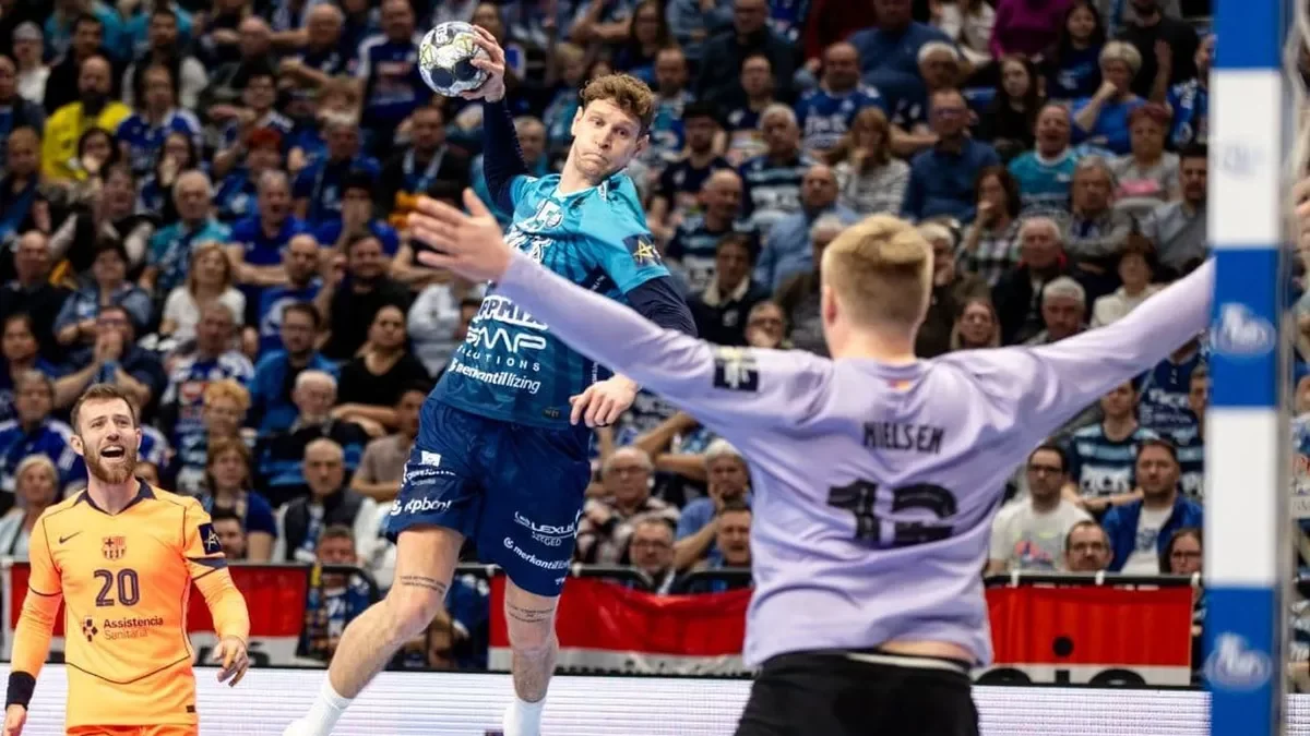 Emil Nielsen también contribuyó con sus paradas. - FCB