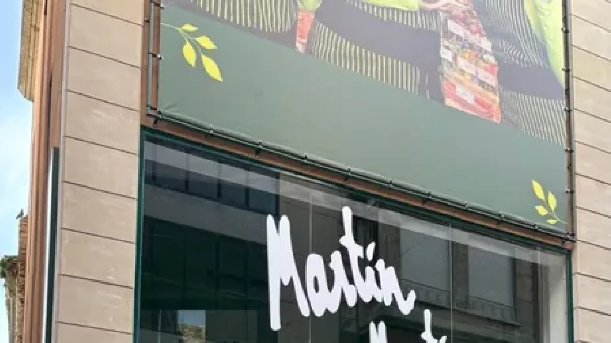 La botiga està al número 27 del carrer Magdalena.