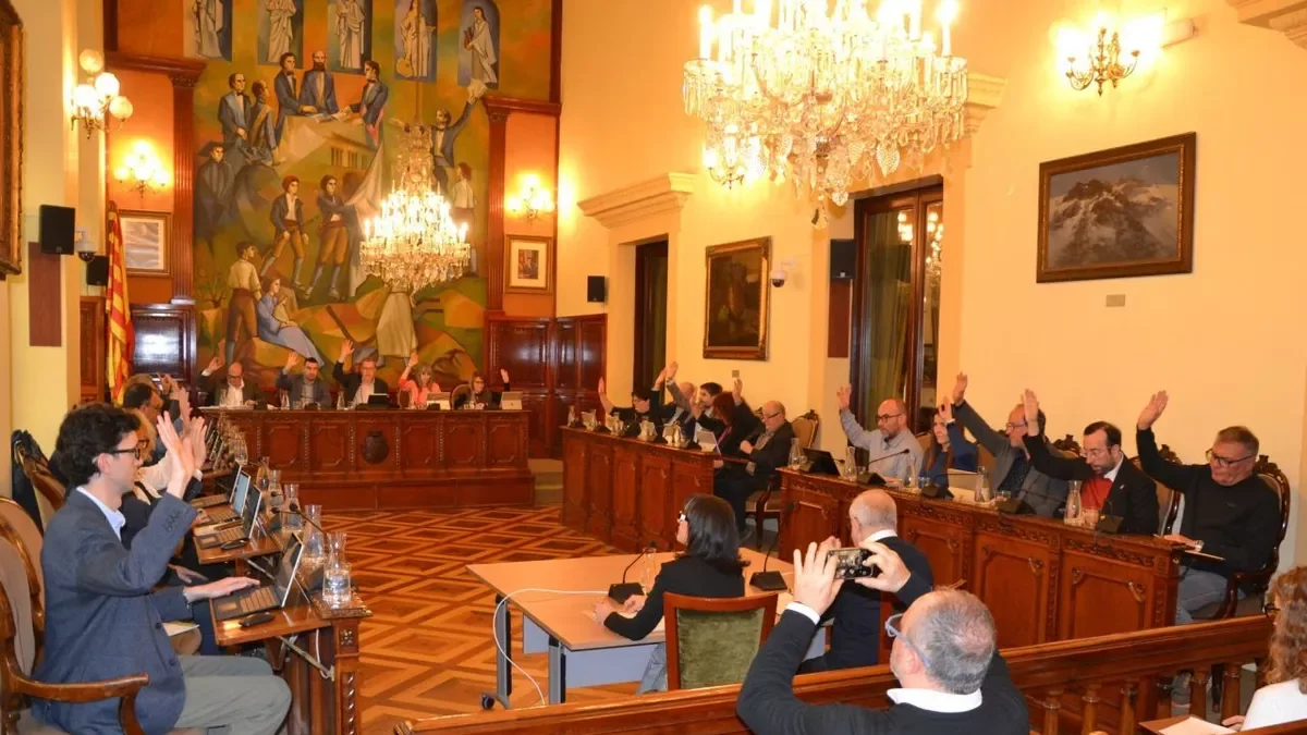Una de les votacions del ple d’ahir a la Diputació. - DIPUTACIÓ DE LLEIDA