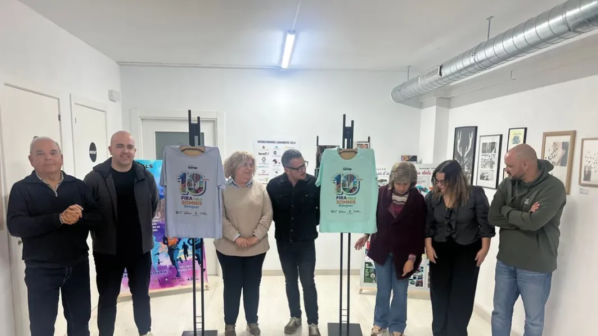 Presentació de la samarreta a càrrec de membres de la comissió. - FIRA DELS SOMNIS