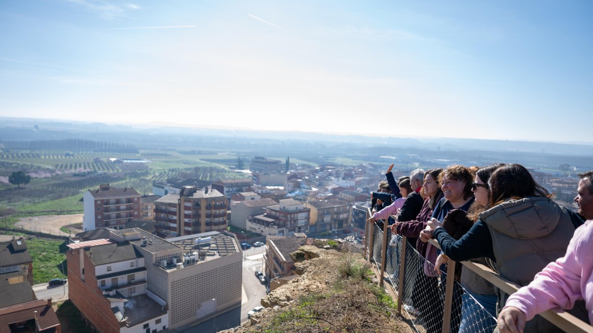 Imatge del mirador en el dia de la seva inauguració